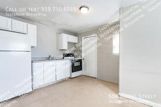 Building Photo - 506 Bragg St