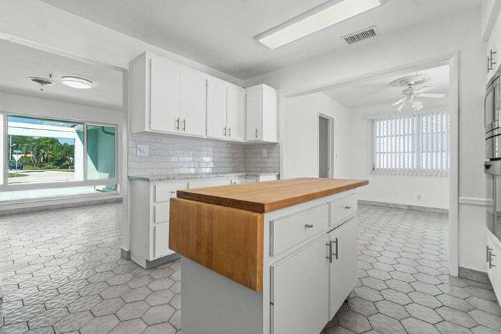 Foto principal - 5724 NE 15th Ave
