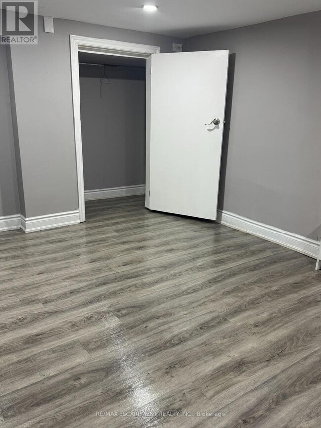 Building Photo - 267 Millen Rd