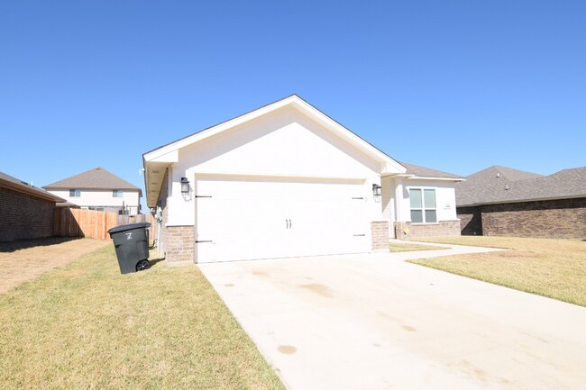 Building Photo - 6409 Alabaster Dr