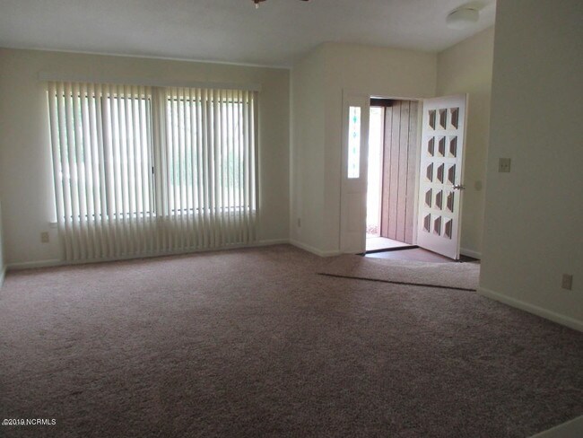 Foto del edificio - 1015 Wesley Ln
