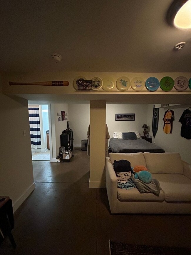 Interior Photo - Mortons Apartments