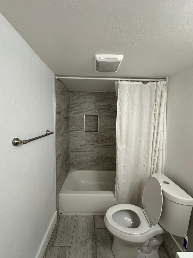 Building Photo - Modern 2-Bedroom Home in Mammoth Lakes