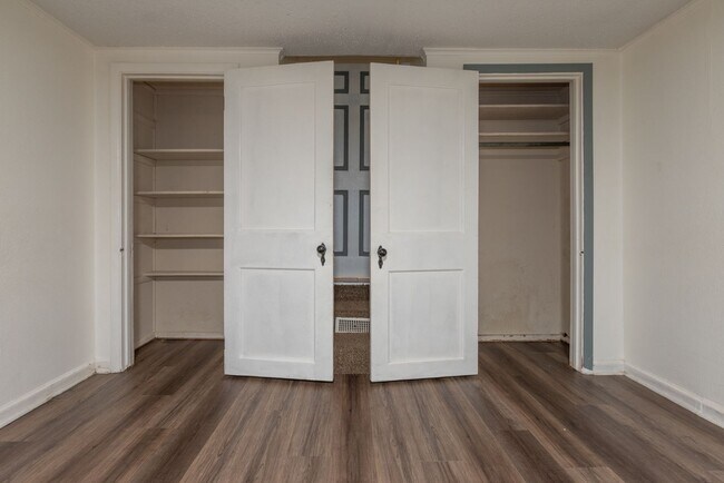 Foto del edificio - 3 Bed / 1 Bath in Tulsa!