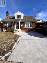 Building Photo - 450 Niagara St