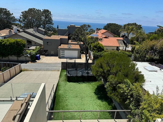 Building Photo - Luxury big single family house in Del Mar.Gustavo Lopez AMSI