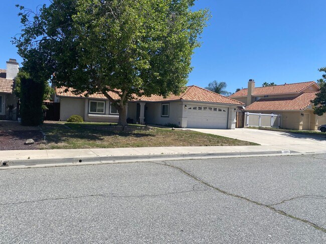 Foto del edificio - Single Family One-Story Home Available!!!