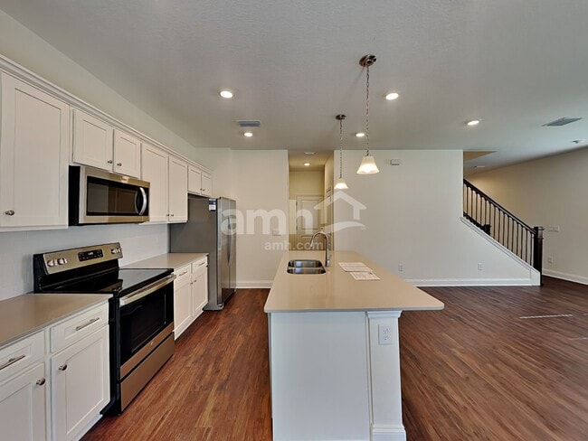 Building Photo - 2503 Sunrise Ct