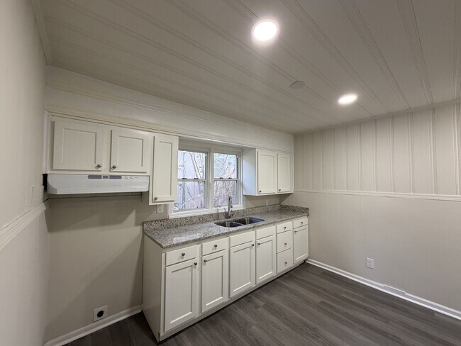 Foto del edificio - 915 19th Pl SW
