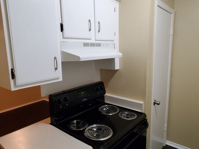 Foto del edificio - 2 bed, 1.5 bath condo in Norman, OK with c...