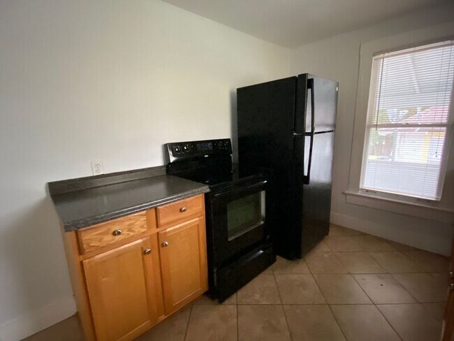 Foto del edificio - 2145 Oak St