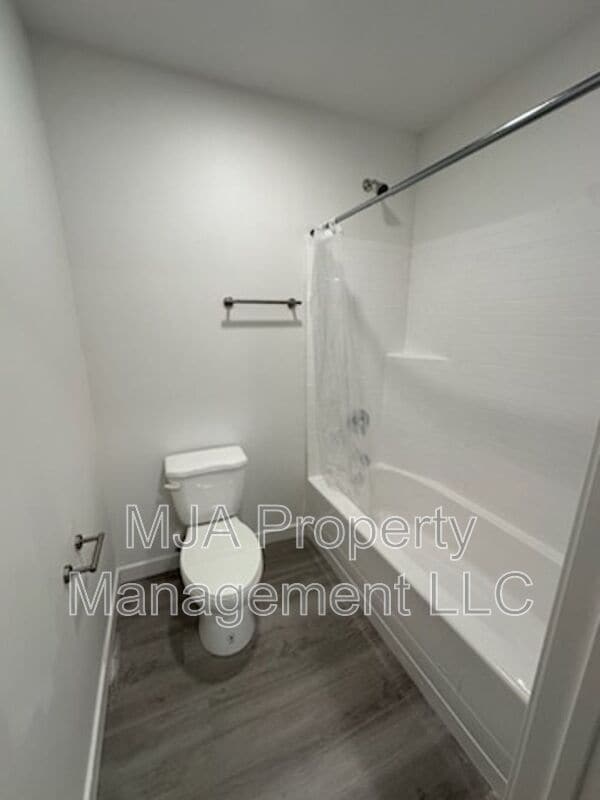 Foto del edificio - 500 East Fort Union Blvd