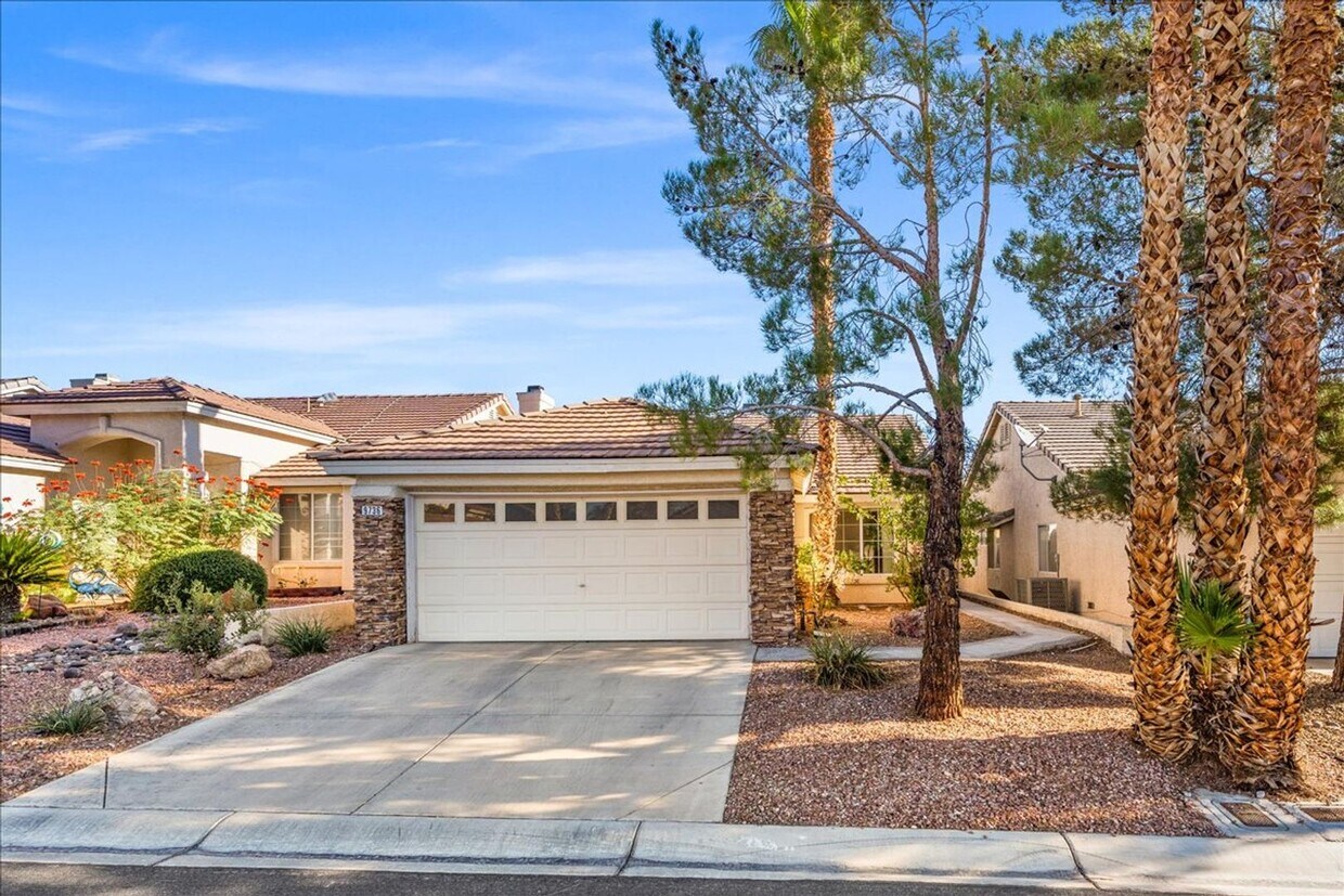 Primary Photo - 9736 Double Rock Dr