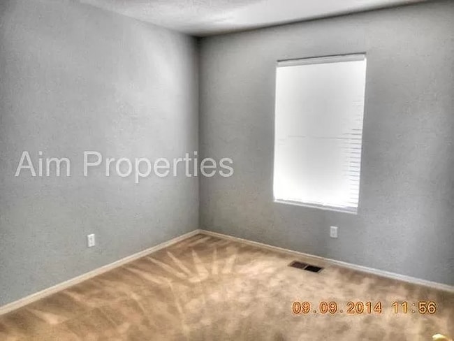 Building Photo - 2436 Muir Dr NW