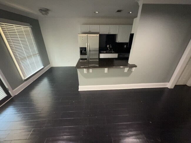 Foto del edificio - 1BR/1BA | Newly Renovated  Home | Gated Community|  In Dallas!