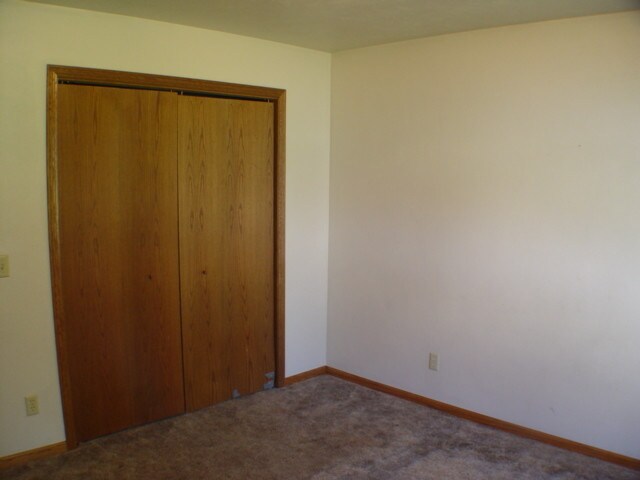 Building Photo - 2700 Sunset Blvd