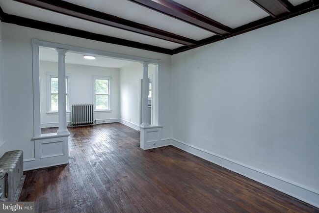 Building Photo - 422 Hainesport Lumberton Rd