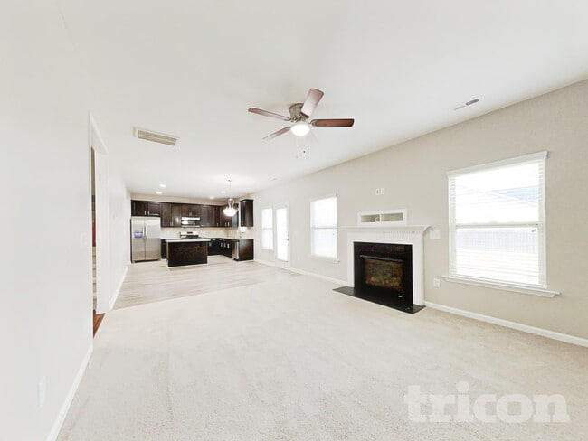 Foto del edificio - 978 Lakemont Dr