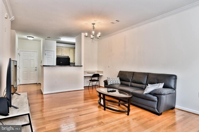Building Photo - 3810 Lightfoot St