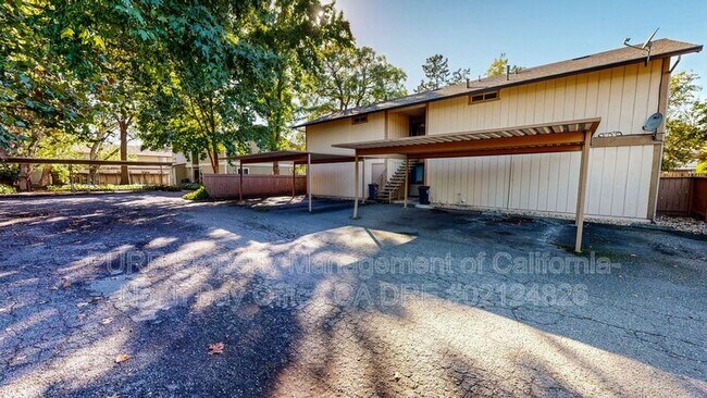 Foto del edificio - 949 Camino Coronado