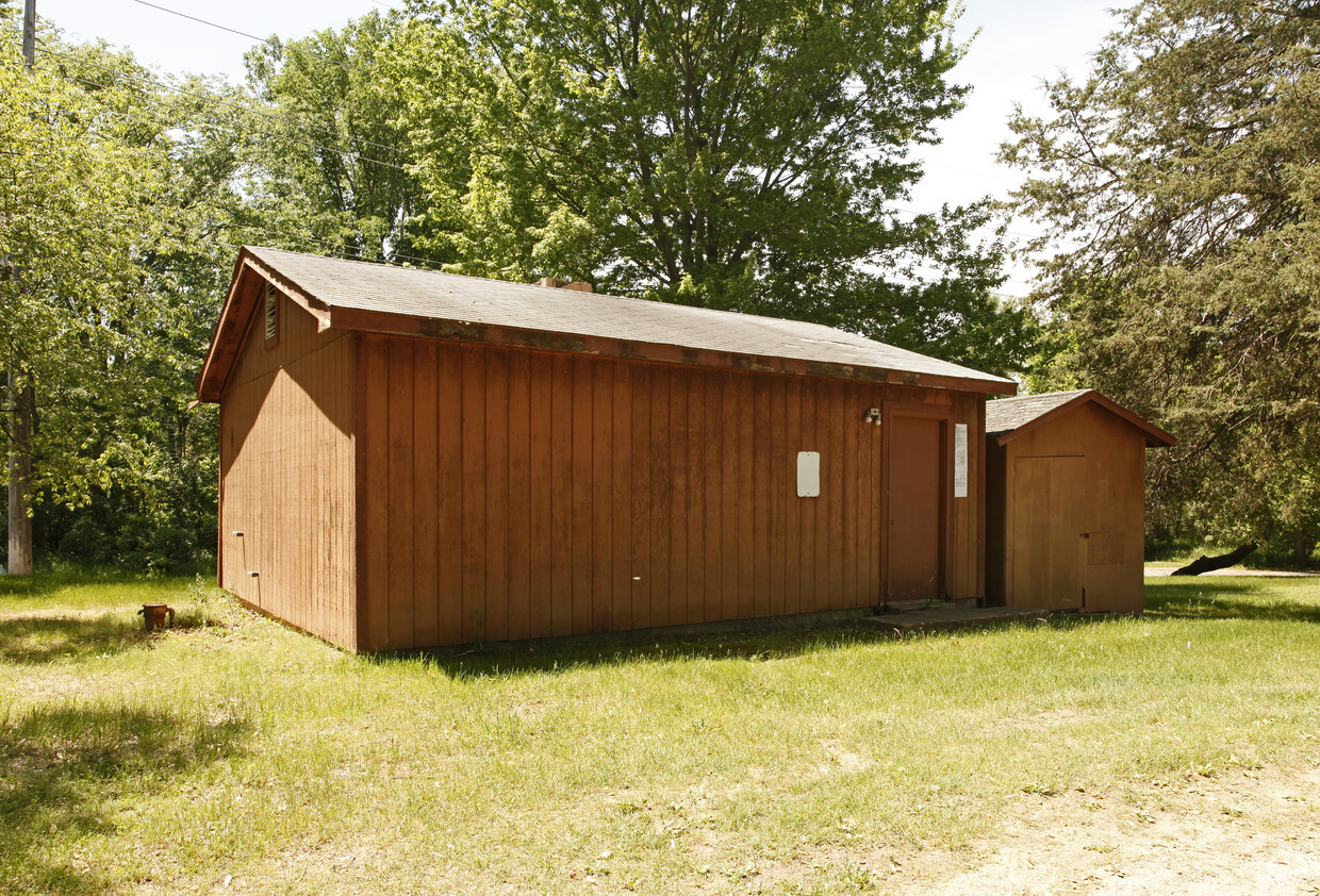 Primary Photo - Fairlawn Meadows