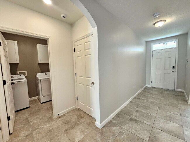 Foto del edificio - Rockledge 3/2