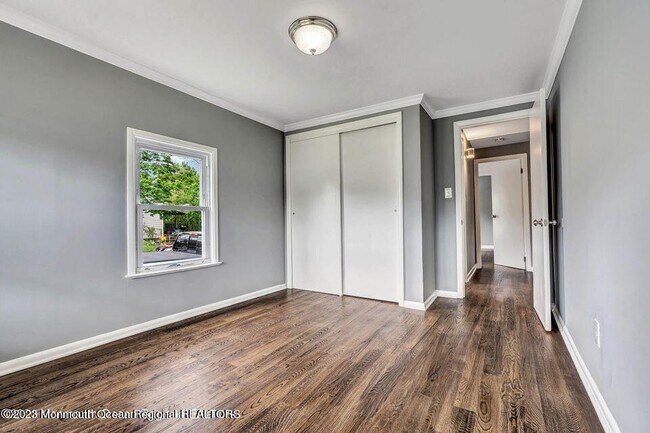 Foto del edificio - 8 Oceanport Ave