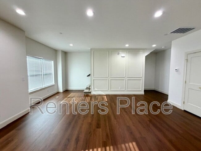 Foto del edificio - 1140 S Quincy Ave