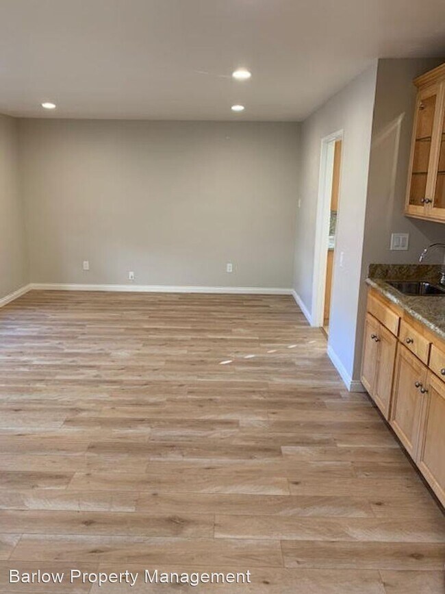 Building Photo - 2 br, 2 bath House - 17111 Village 17