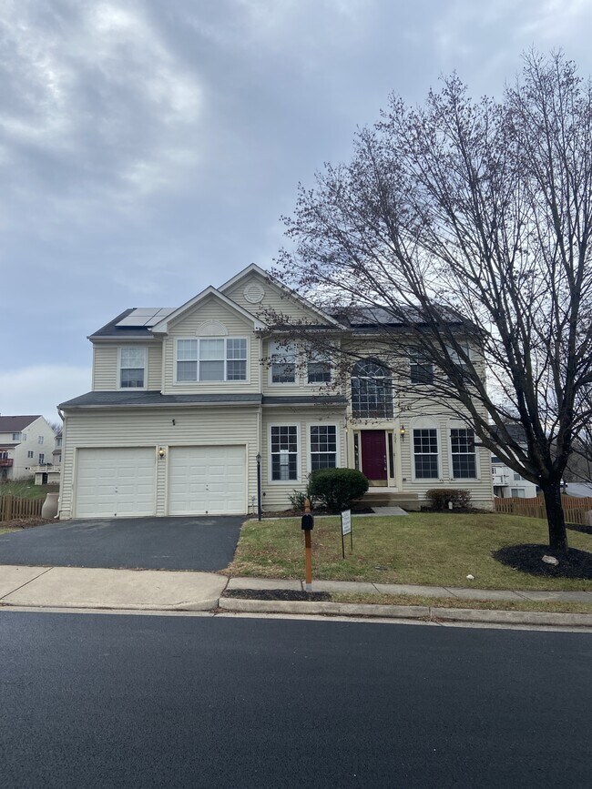 Foto del edificio - 305 N Old Dominion Ln