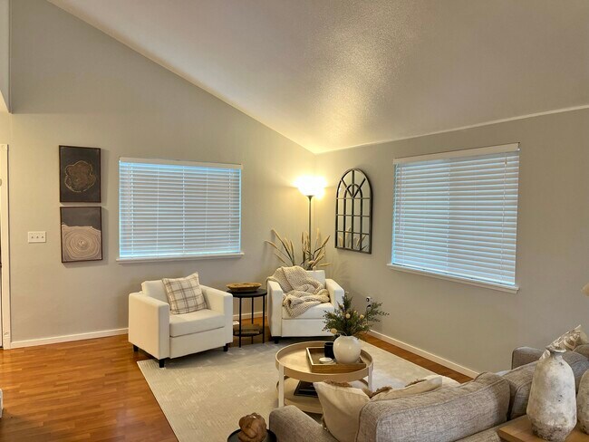 Foto del edificio - 16517 42nd Ave NE