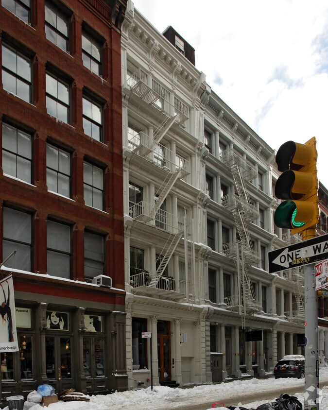 Building Photo - 119 Spring St