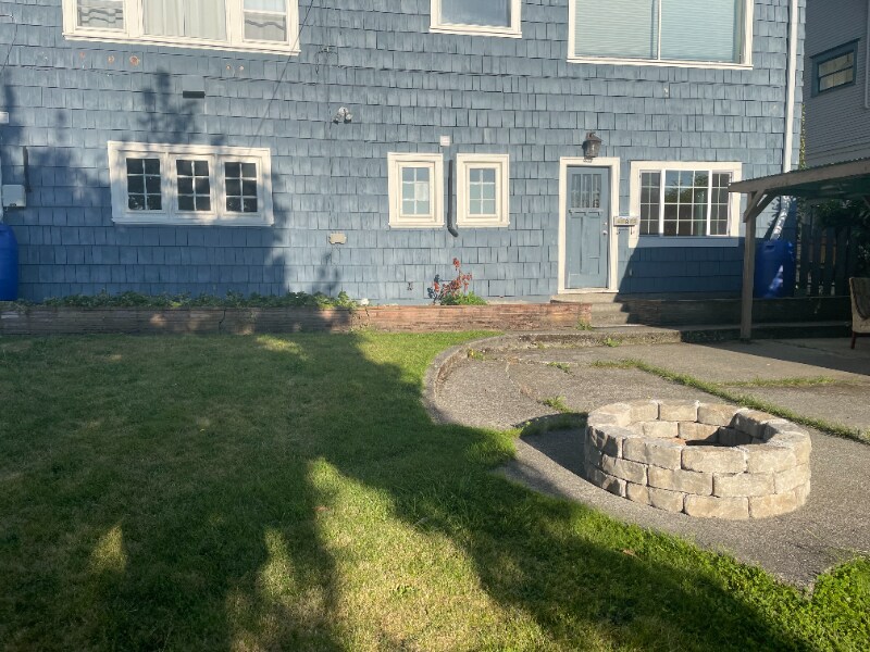 Primary Photo - 2202 Rucker Ave