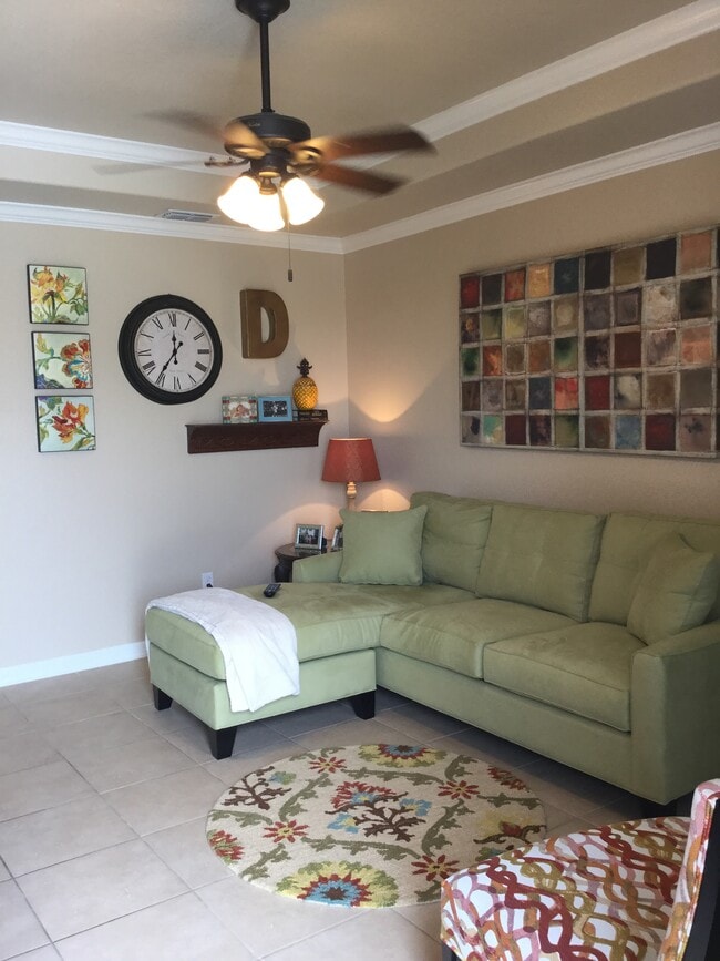Sala de estar - 2706 Bobcat Ln