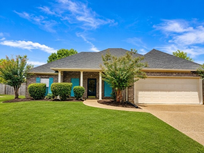 Building Photo - 131 Kenzie Dr