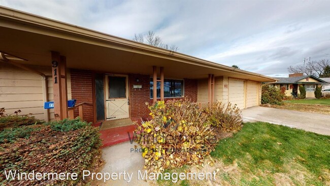 Building Photo - 3 br, 2 bath House - 911 Martin Drive