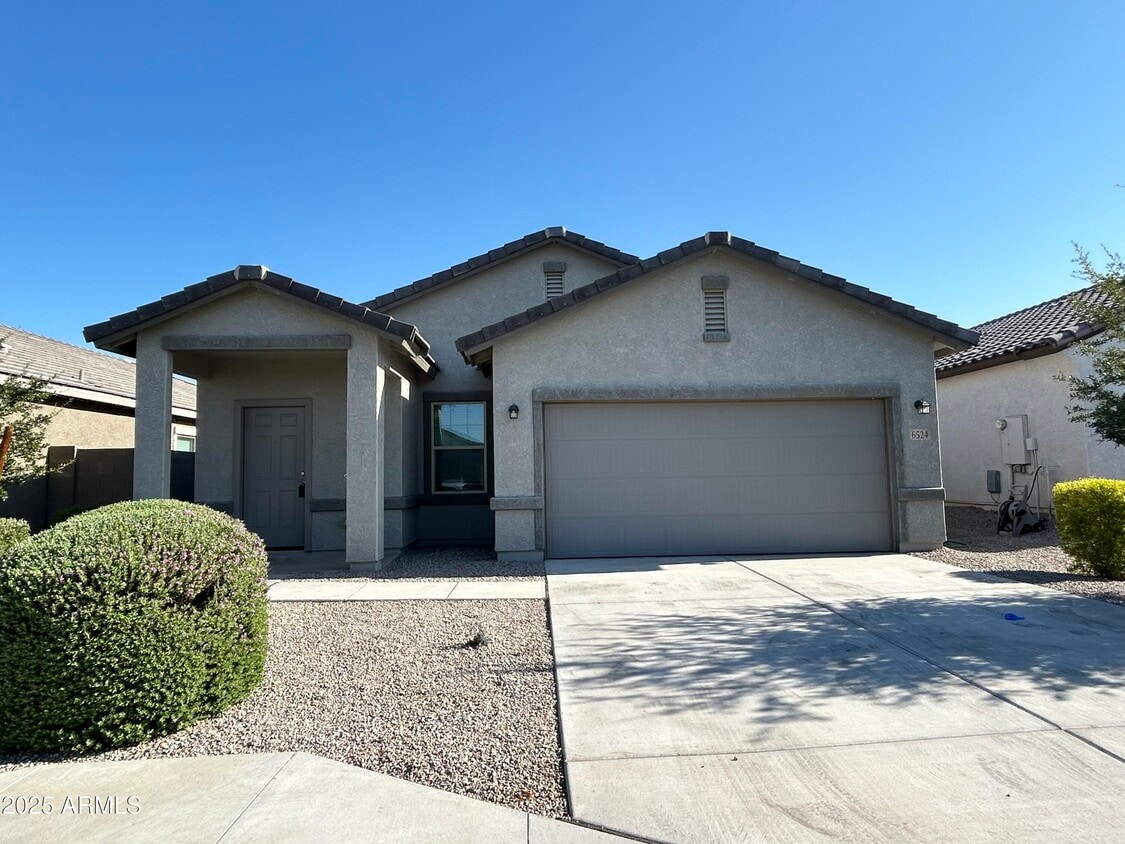 Primary Photo - 6524 W Magdalena Ln