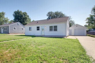 Building Photo - 1614 Melrose Dr