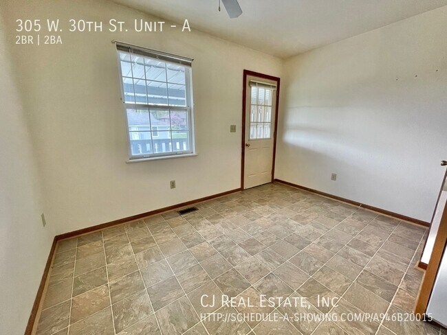 Building Photo - 305 W 30th St