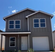 Building Photo - 149 Polasek Dr
