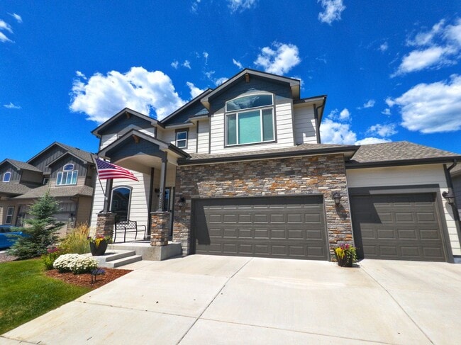 Building Photo - Large Home in Bradly Ranch