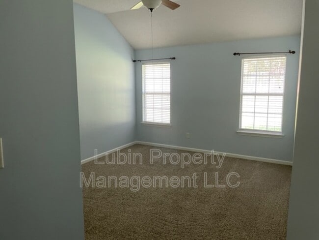 Photo - 3752 Richbrook Dr House