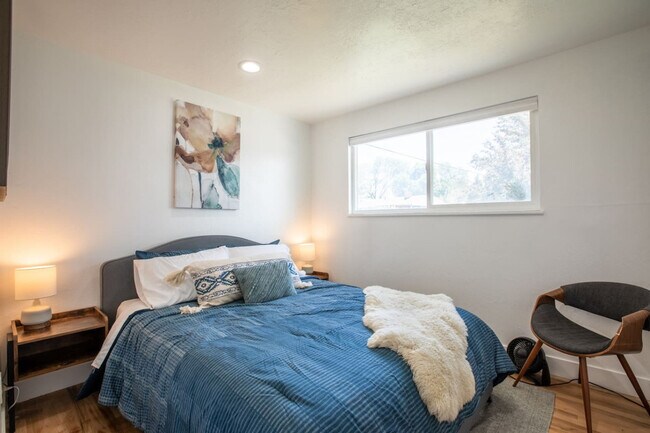 Building Photo - 9949 Sego Lily Dr