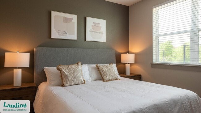 Building Photo - 6107 E Riverside Dr