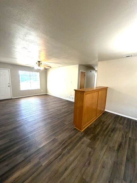 Foto del edificio - 218 Ave F