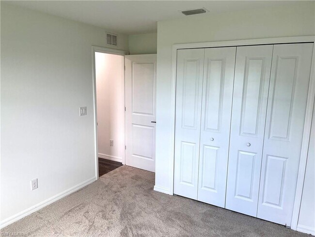 Foto del edificio - 4303 NE 12th Ct