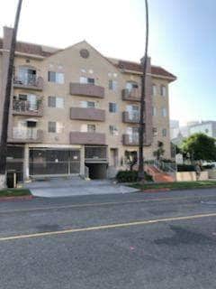 Foto principal - 528 S Alexandria Ave