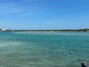 Building Photo - 200 Intracoastal Pl