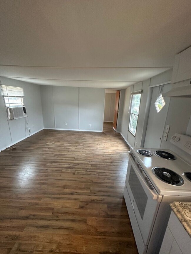 Foto del edificio - 2 br, 1 bath House - 7183 McMinnville HWY