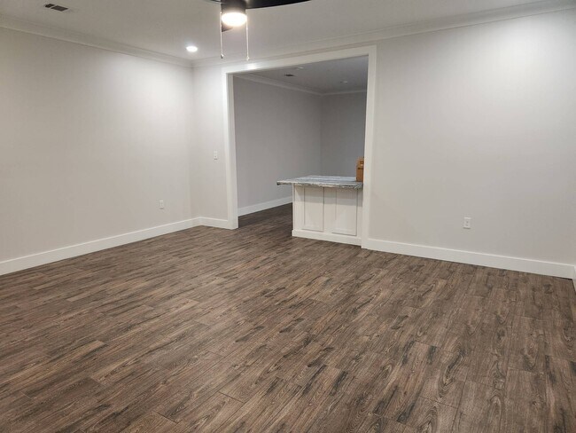 Foto del edificio - 213 N Pruett St